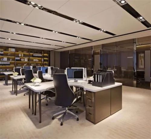 辦公室裝修改造要點(diǎn)！辦公室翻新要注意什么？
